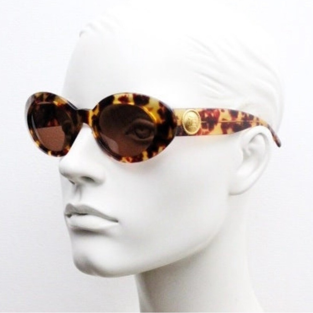 Laura Biagotti Vintage 90s Oval Cat Eye Sunglass